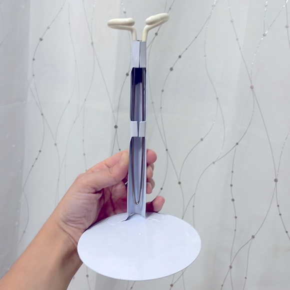 NEW Hobby Lobby | metal adjustable circular stand for 18” doll, white - Picture 2 of 6